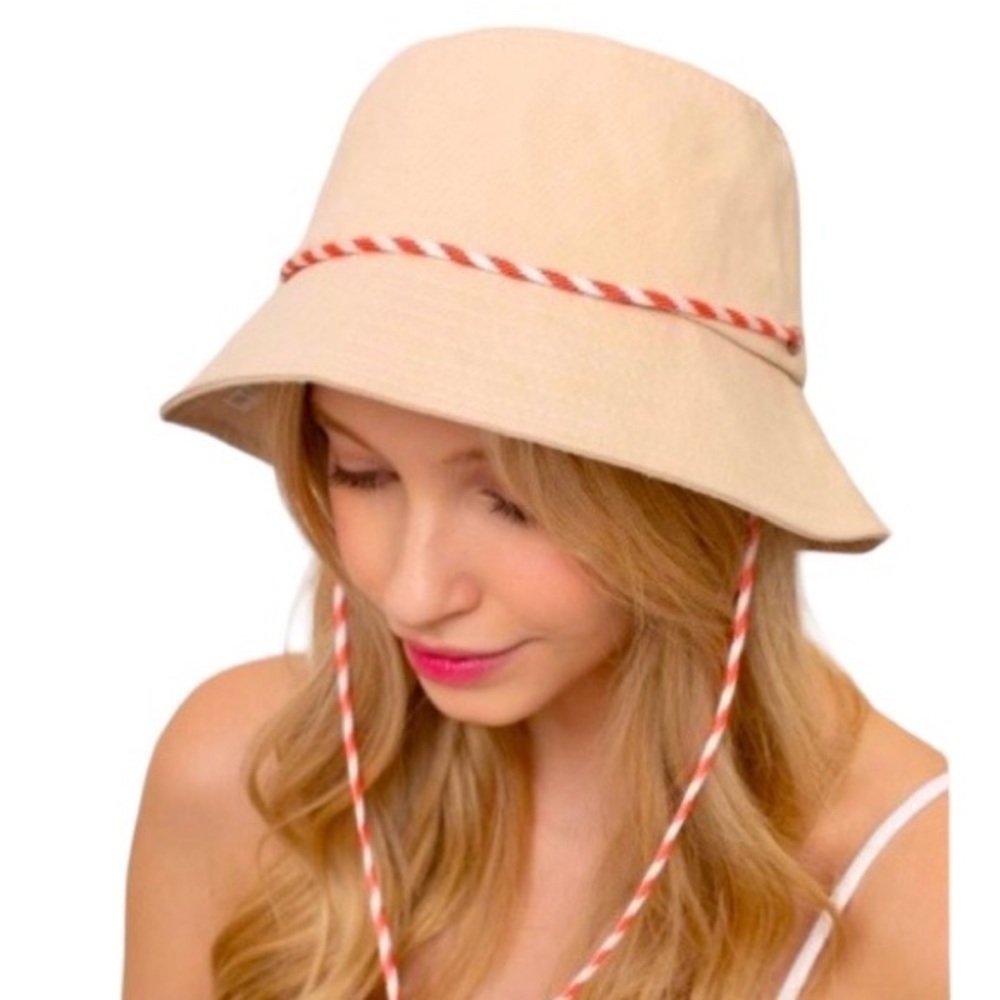 Do Everything In Love‎ Ivory Solid Adjustable String Bucket Hat EUC